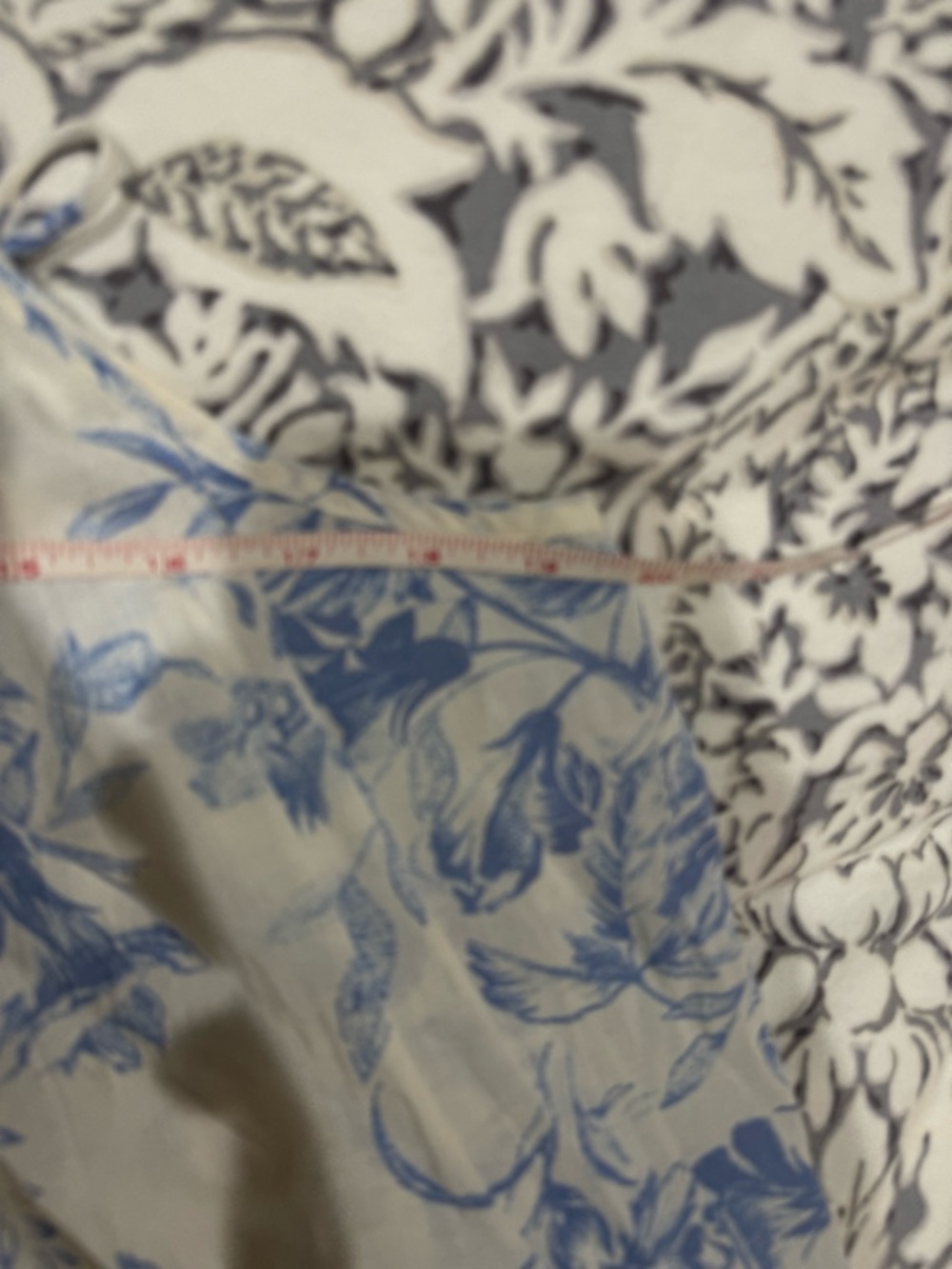 NWT Love by GAP White Camisole with Blue Floral Print size XL - Picture 7 of 12